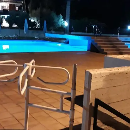 Baia Capomulini Semesterbostad *