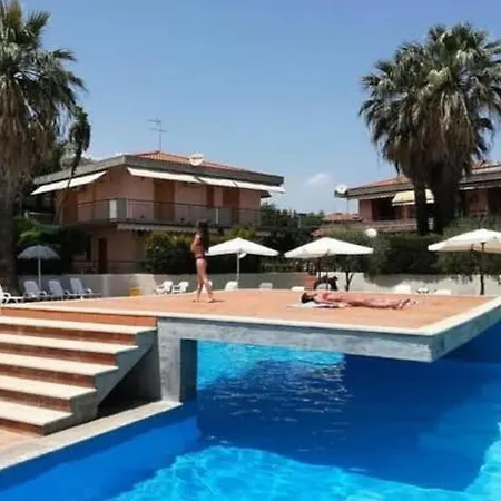 Semesterbostad Baia Capomulini Acireale