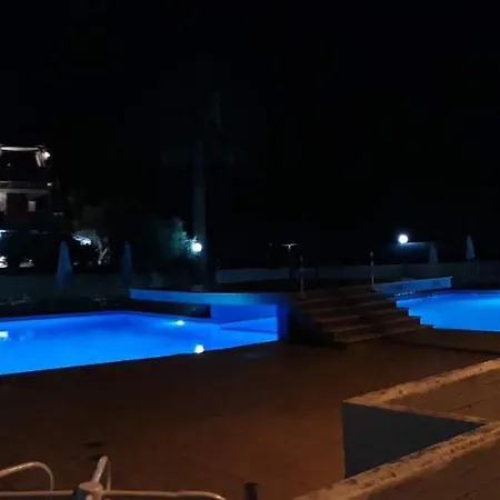 Baia Capomulini * Acireale